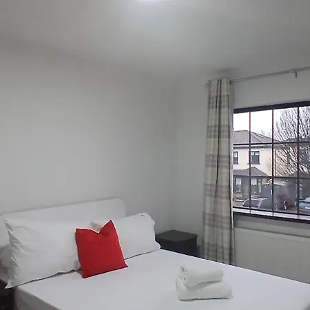 Fresh Stylish 3bdr With Garden Near * Dublin