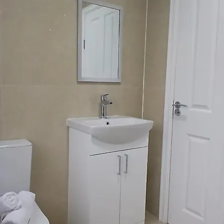 Feriehus Fresh Stylish 3bdr With Garden Near Dublin